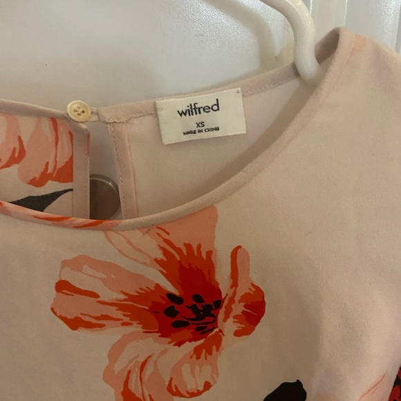 WILFRED Cambrai Blush Pink Floral Bell Short Sleeve Blouse XS - Picture 2 of 3